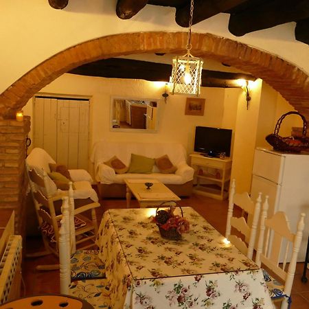 Alojamientos Turísticos Biarritz Fuenteheridos Habitación foto